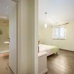Neo *