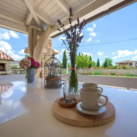 Villa Neo Tinjan